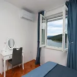 Sea View Рабац
