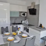 Апартаменты Sea View Рабац