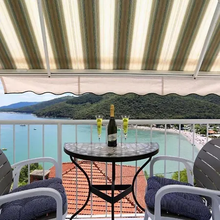 Sea View Рабац